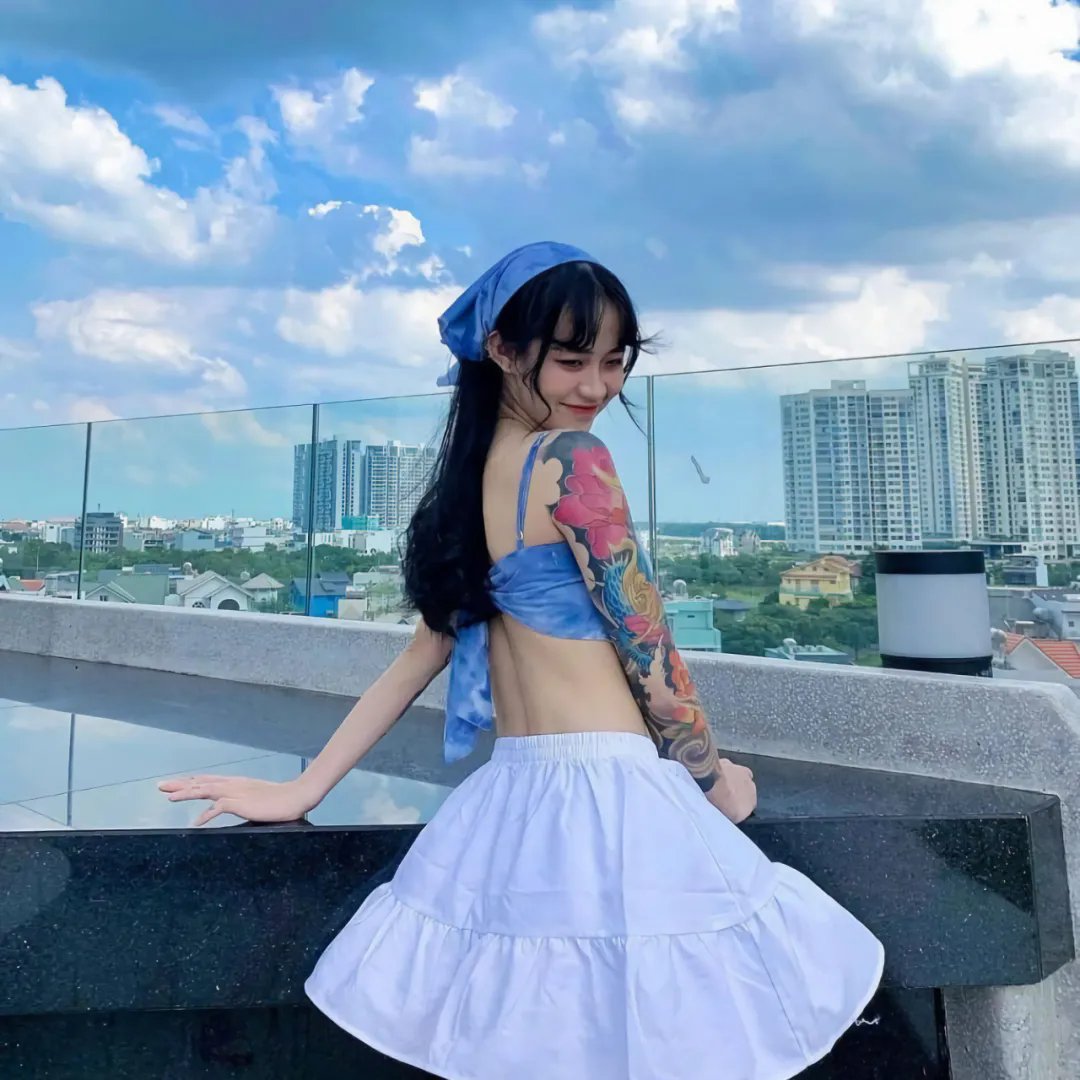 黑色树海