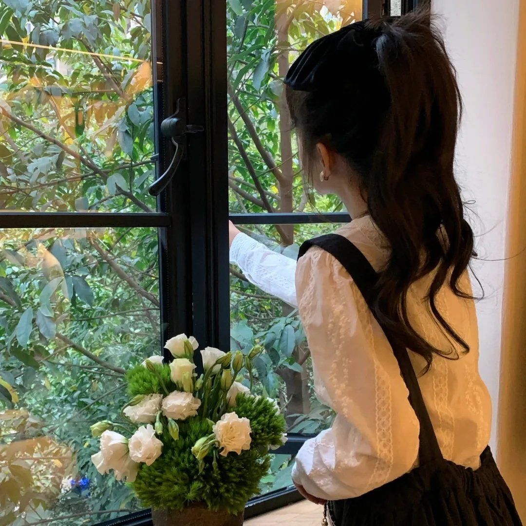 美女和液体人